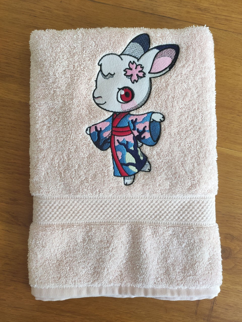Serviettes de bain avec broderie - Lapin Japonais 1